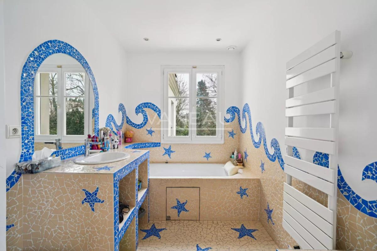 ENGHEINS LES BAINS- Maison Familiale