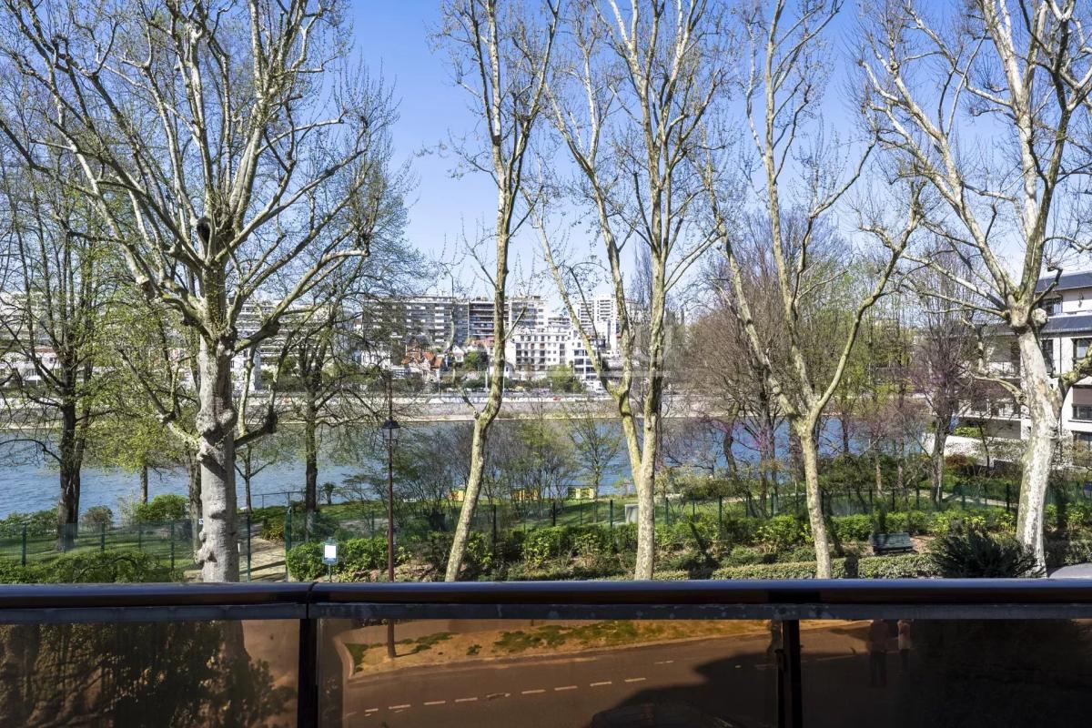 Neuilly / Île de la Jatte - Appartement familial - Vue dégagée