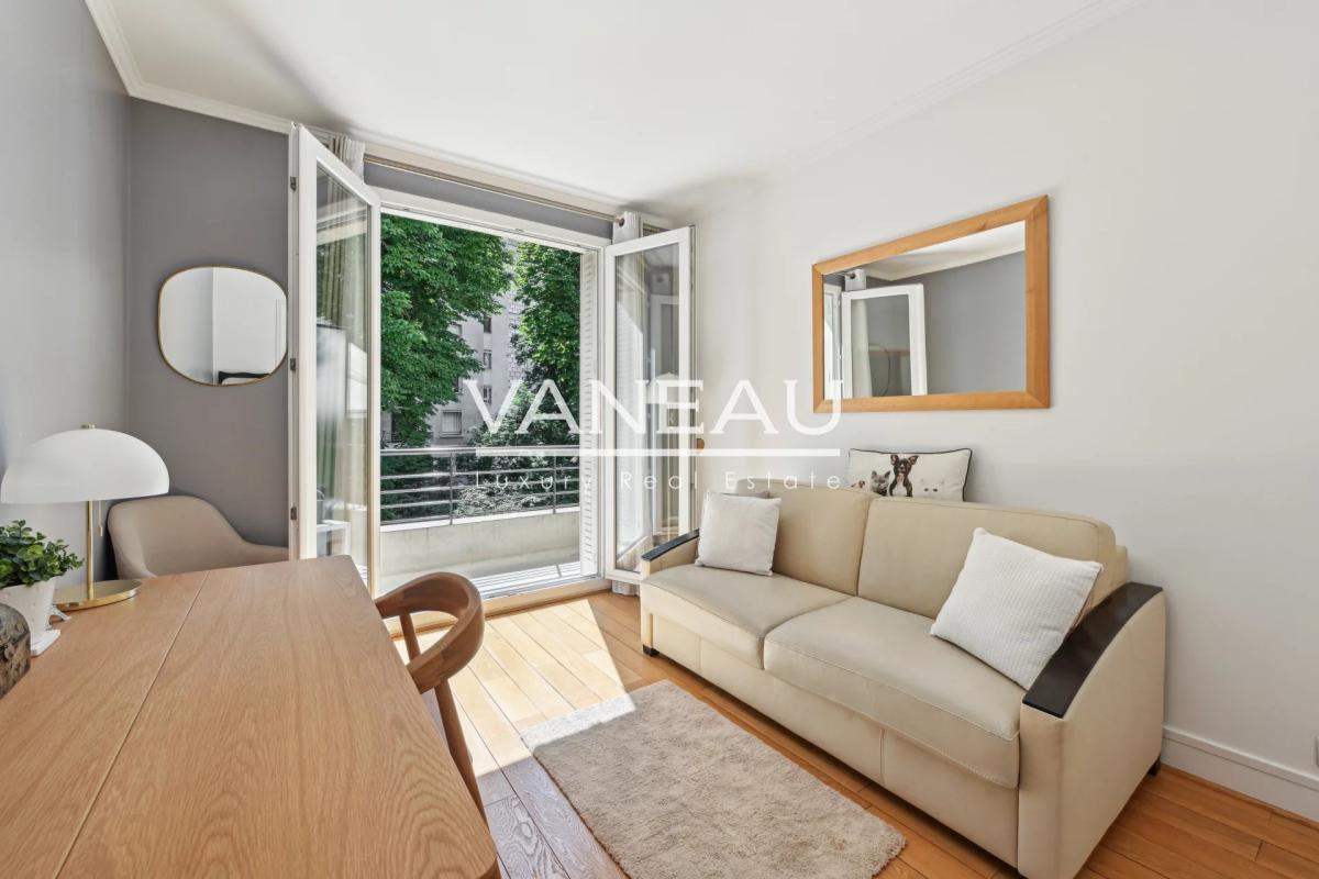 Paris XVIe - Flandrin - Henri Martin - Duplex 'comme une maison'