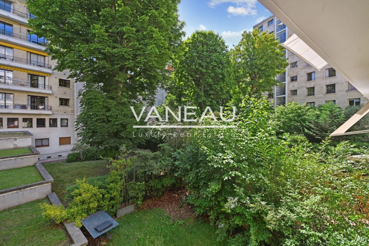 Paris XVIe - Flandrin - Henri Martin - Duplex 'comme une maison'