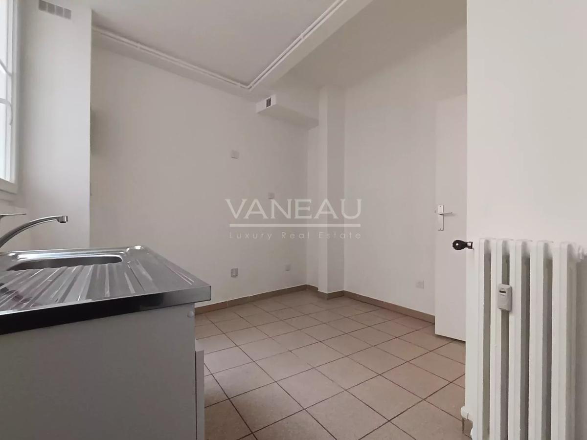 Paris VII - Rue Vaneau - Appartement familial