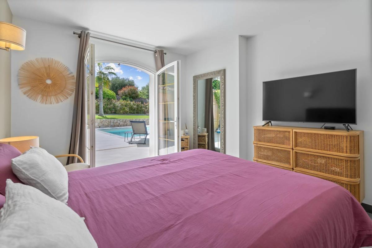 Proche Mougins, Magnifique villa rénovée à vendre
