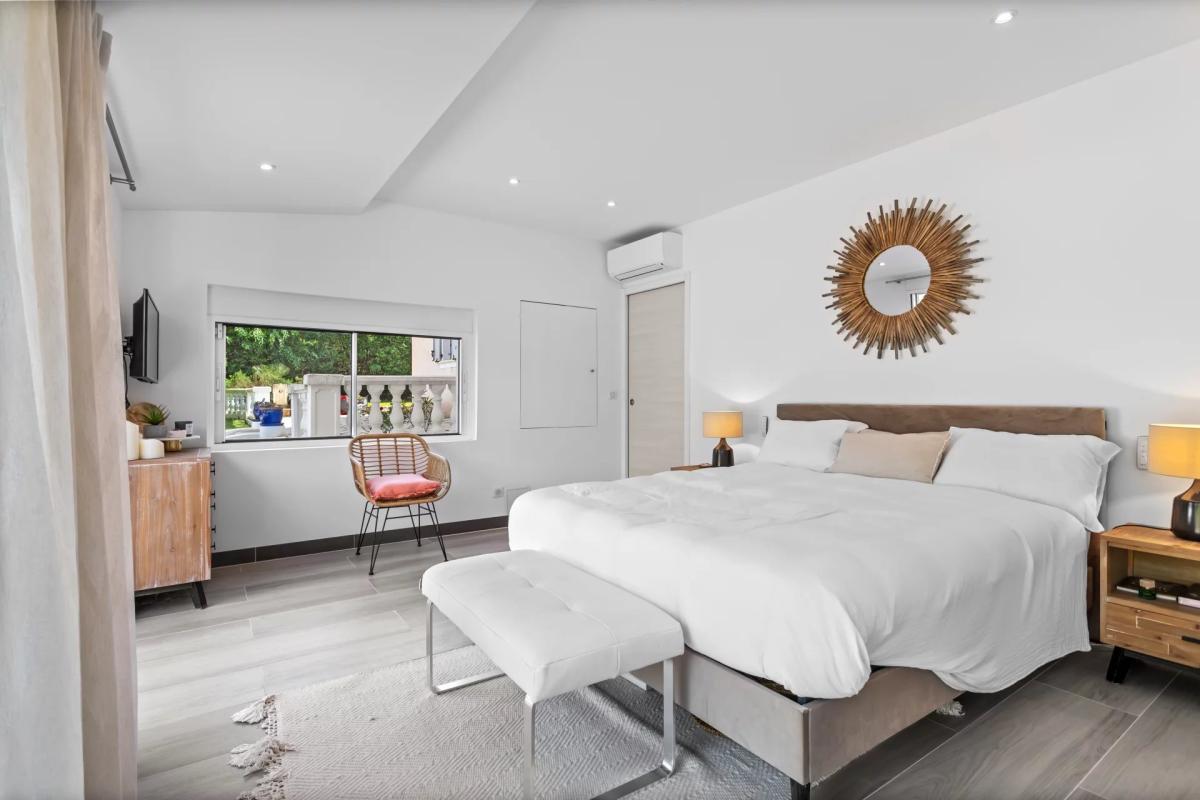 Proche Mougins, Magnifique villa rénovée à vendre