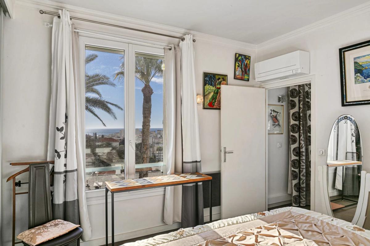 Cannes Petit Juas - Appartement 4 pièces vue mer à vendre