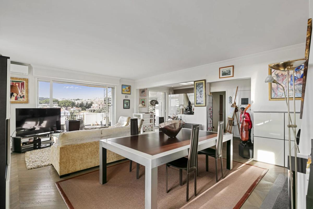 Cannes Petit Juas - Appartement 4 pièces vue mer à vendre