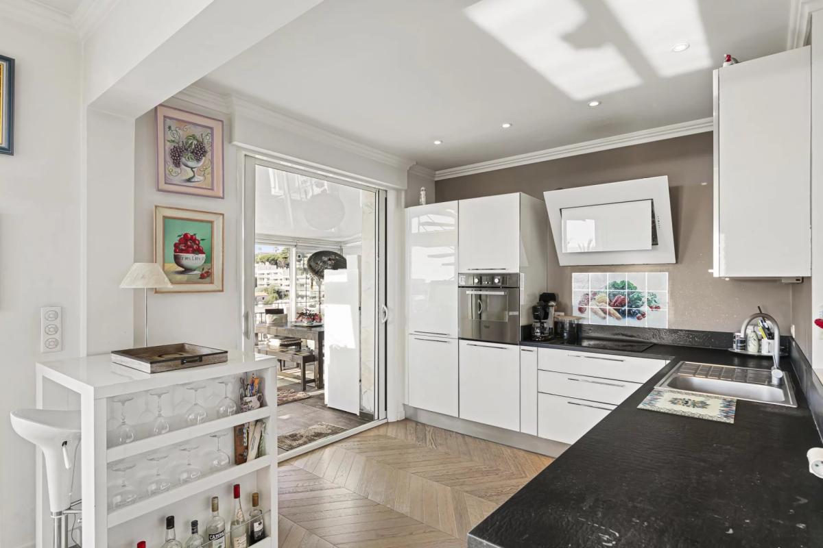 Cannes Petit Juas - Appartement 4 pièces vue mer à vendre