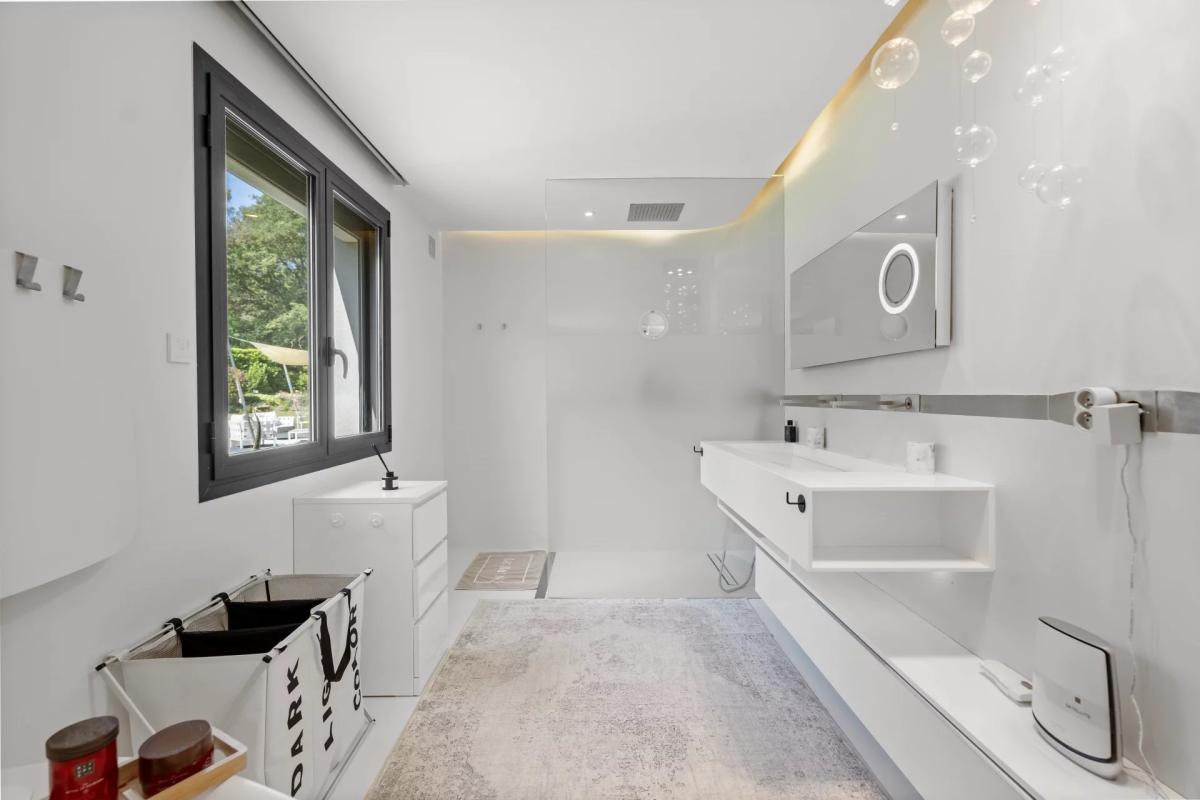 Mougins, magnifique villa dans un domaine prestigieux à vendre