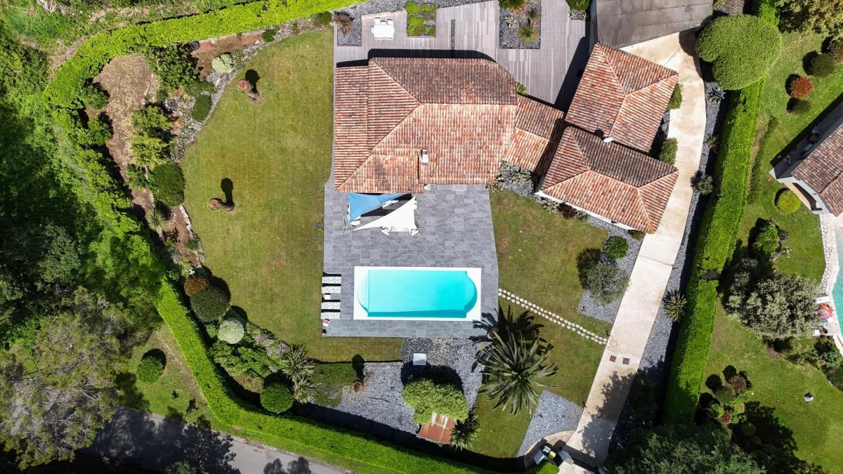 Mougins, magnifique villa dans un domaine prestigieux à vendre