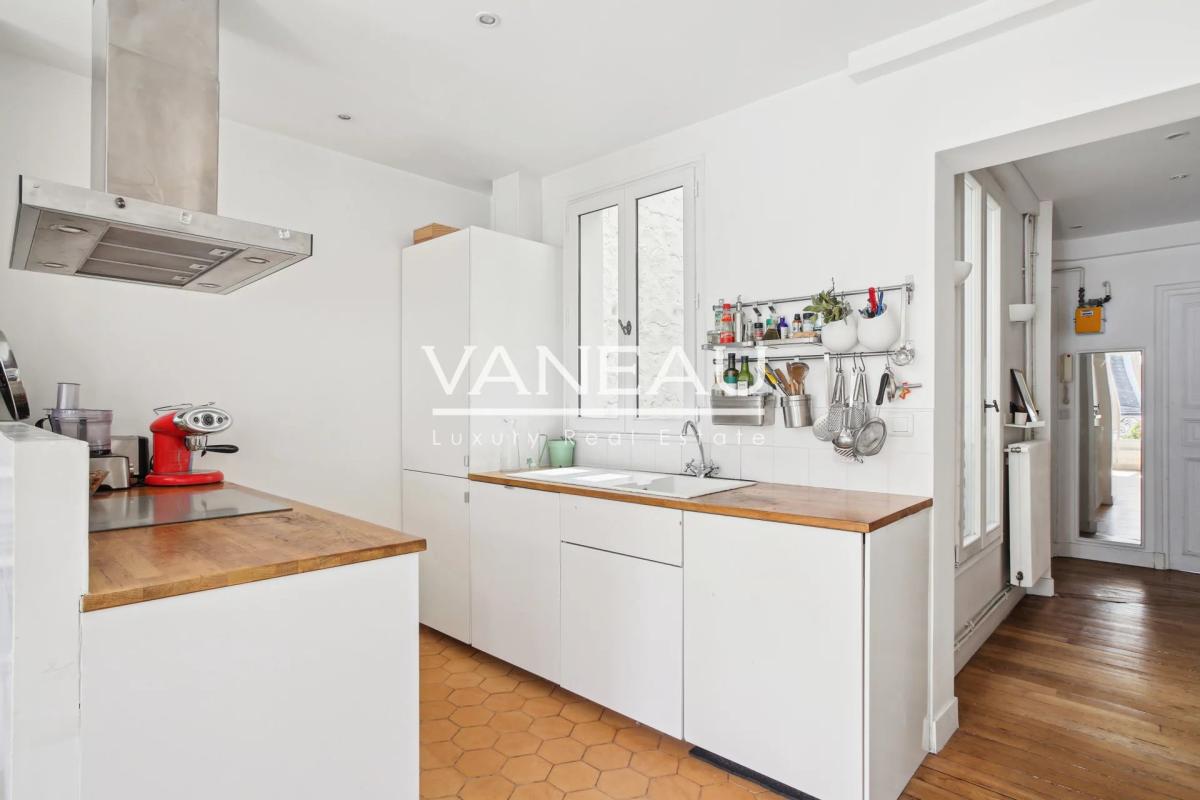 Exclusivité - Paris 6 - Luxembourg/Vavin - Trois pièces traversa