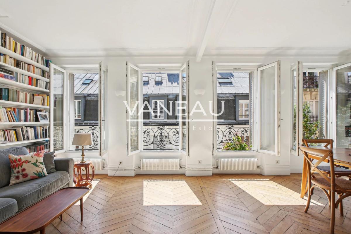 Exclusivité - Paris 6 - Luxembourg/Vavin - Trois pièces traversa