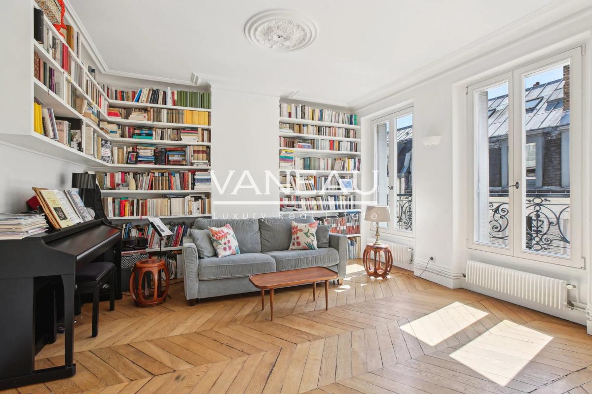 Exclusivité - Paris 6 - Luxembourg/Vavin - Trois pièces traversa