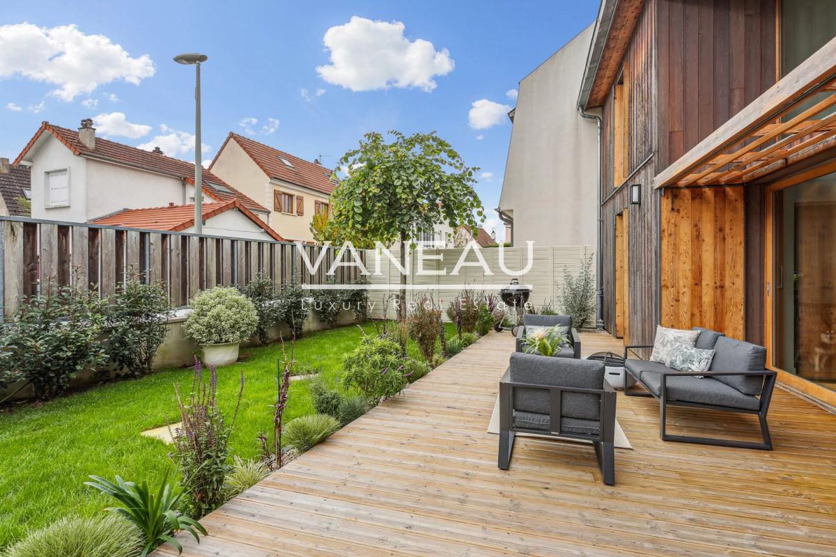 Sèvres - Maison d'architecte bioclimatique R+1 de 130 m² avec ja