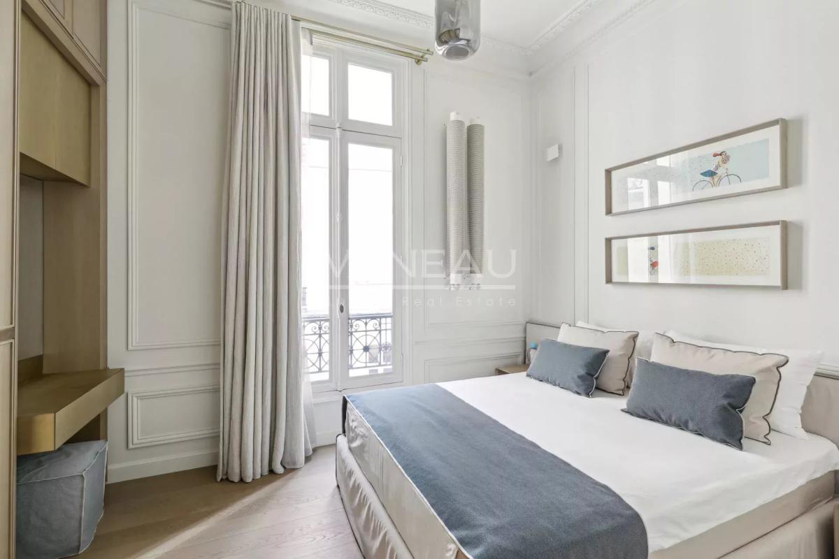 PARIS VIIIe - Triangle d'Or - Magnifique appartement familial et