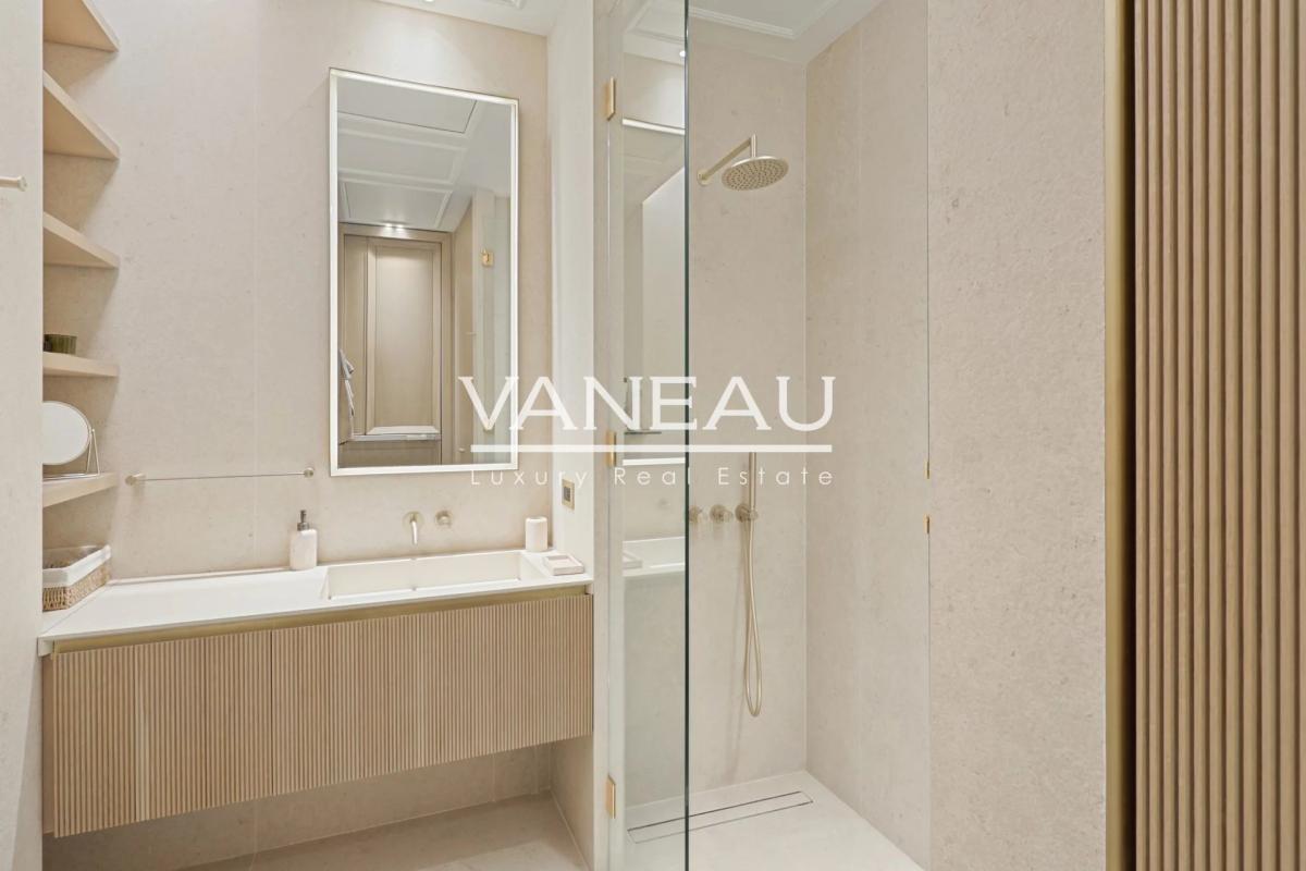 PARIS VIIIe - Triangle d'Or - Magnifique appartement familial et