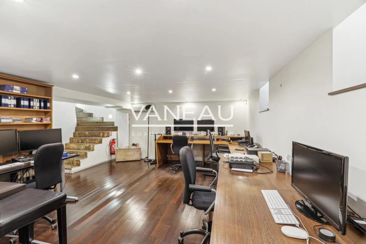 PARIS XVI - Ranelagh La Muette - Maison Loft de 5 pièces avec te