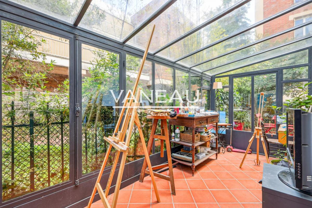 Villa privée, maison familiale avec extérieur
