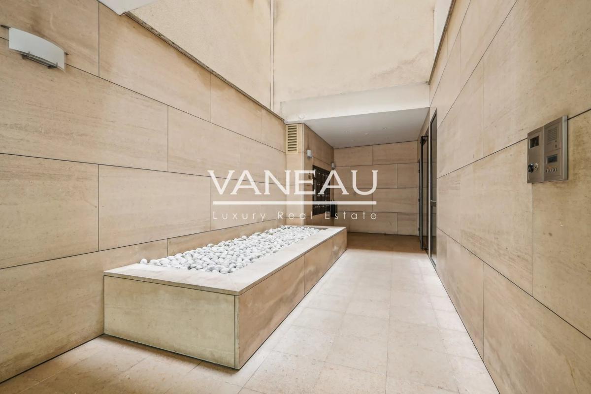 Exclusivité, grand studio 34.27 m²