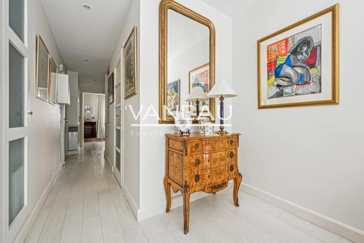 Avenue de Saxe - Appartement de luxe en excellent état