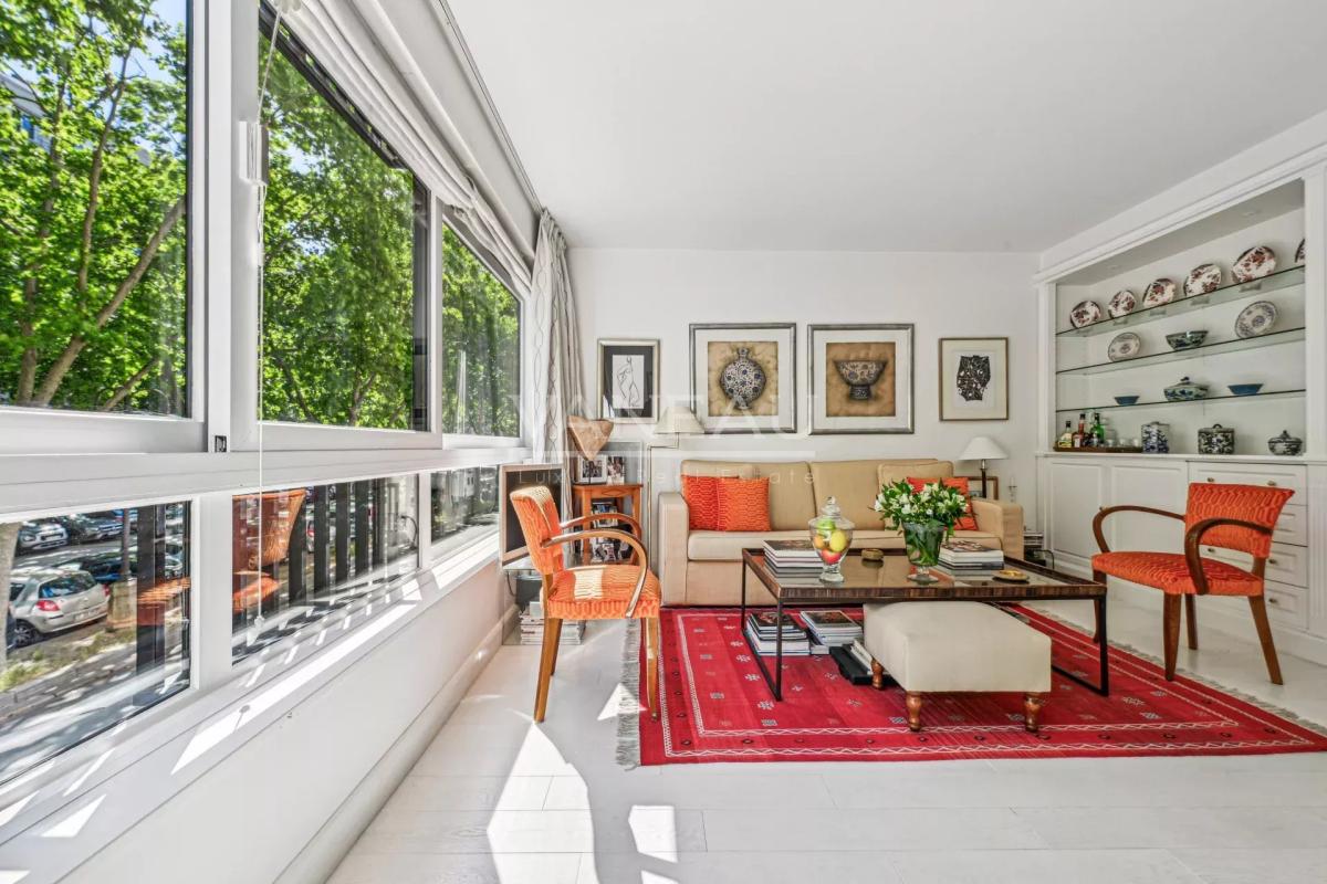 Avenue de Saxe - Appartement de luxe en excellent état