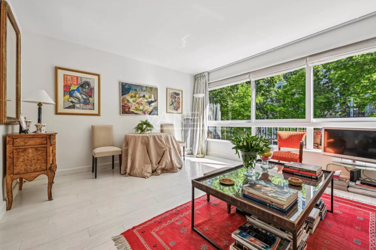 Avenue de Saxe - Appartement de luxe en excellent état