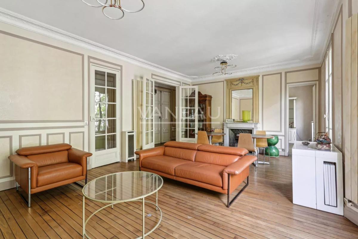 Paris 20e - Gambetta - Familial - Charme de l'ancien