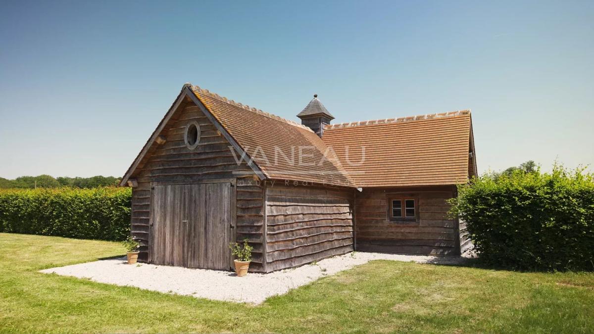 Domaine de 20 hectares - 1.30h de paris - perche sud