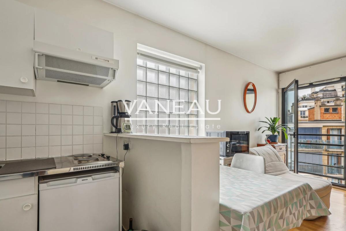Exclusivité, grand studio 34.27 m²