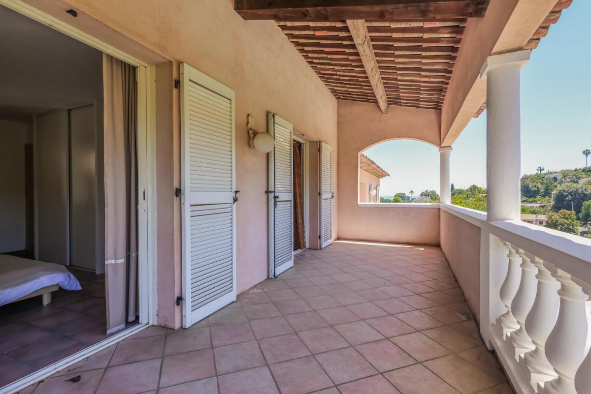 Antibes -  Superbe villa provençale avec belle vue  mer panorami