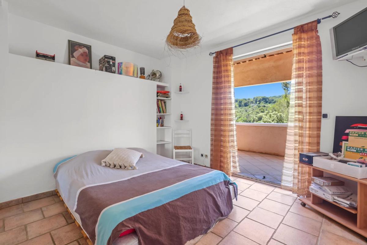Antibes -  Superbe villa provençale avec belle vue  mer panorami