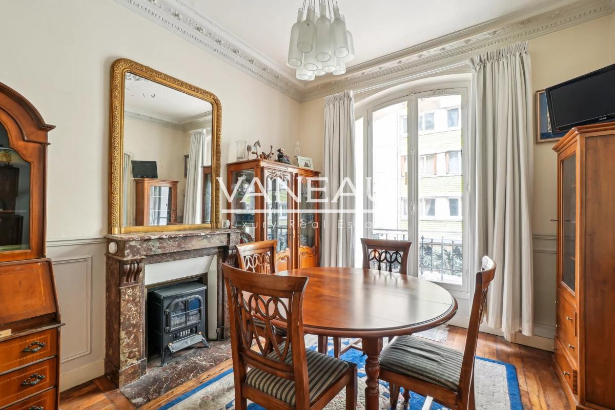 Appartement de charme à rénover