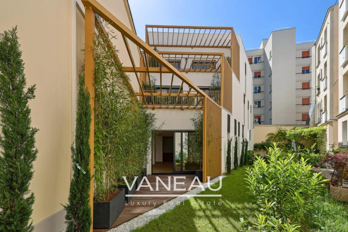 Maison Individuelle 6 Pièces avec Terrasse et Jardin