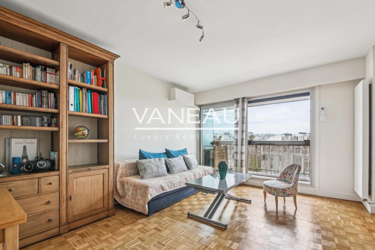 Paris XVe – Boucicaut / Charles Michels : Appartement dernier ét