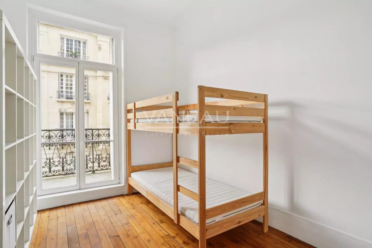 Paris XVIe Auteuil Montmorency - 2 chambres - vue dégagée
