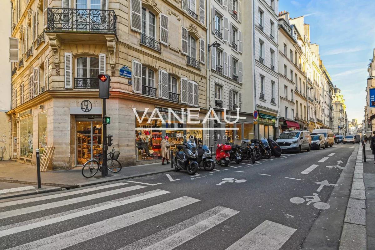 Exclusivité un studio Angle Bac /Grenelle