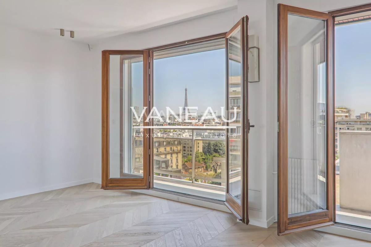 PARIS XVe - PENTHOUSE - TERRASSES -  VUE TOUR EIFFEL