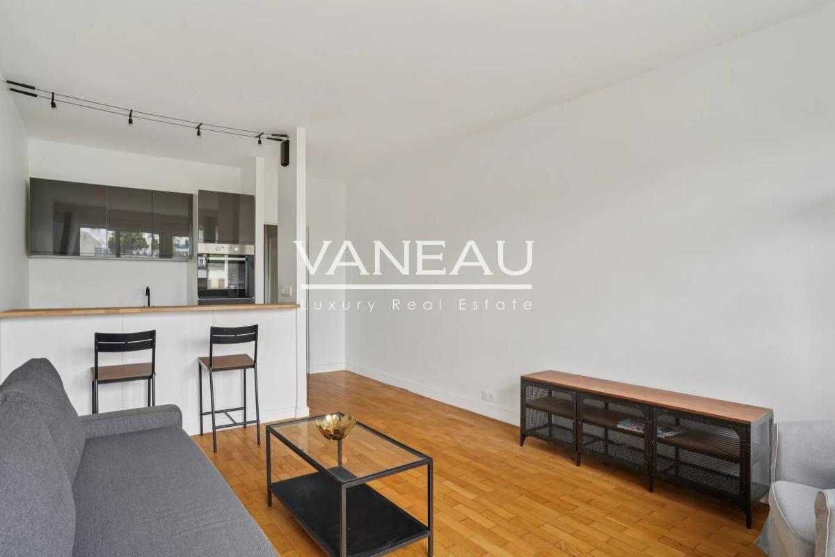 Charmant studio - Balcon - Plein ciel