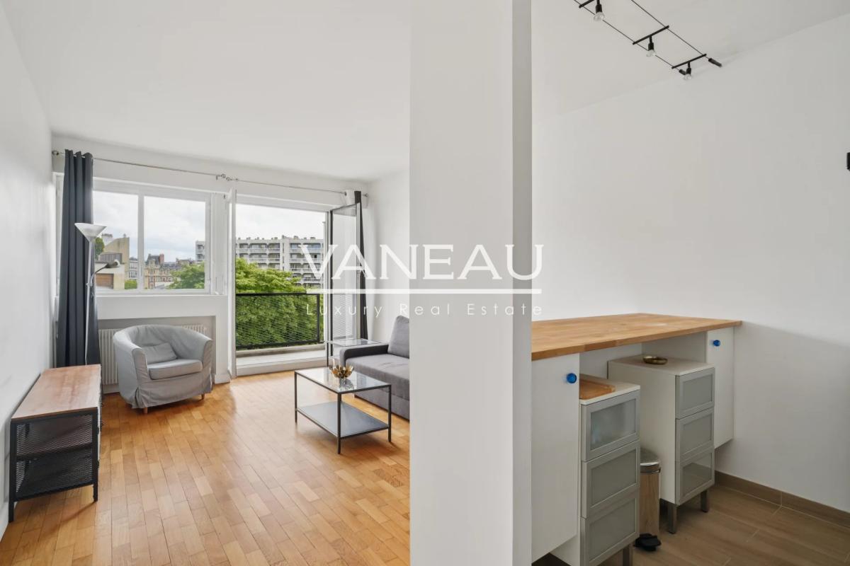Charmant studio - Balcon - Plein ciel