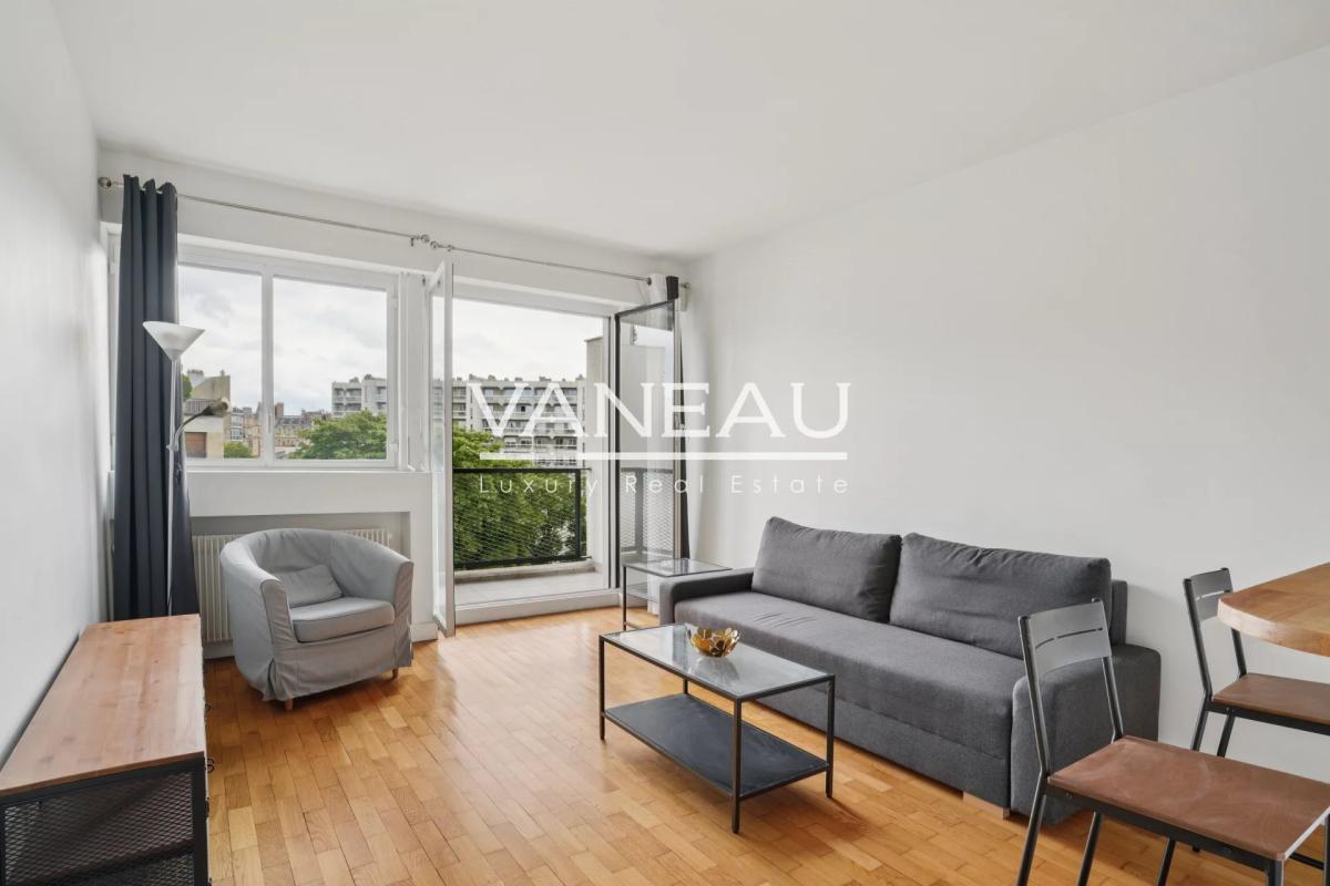 Charmant studio - Balcon - Plein ciel