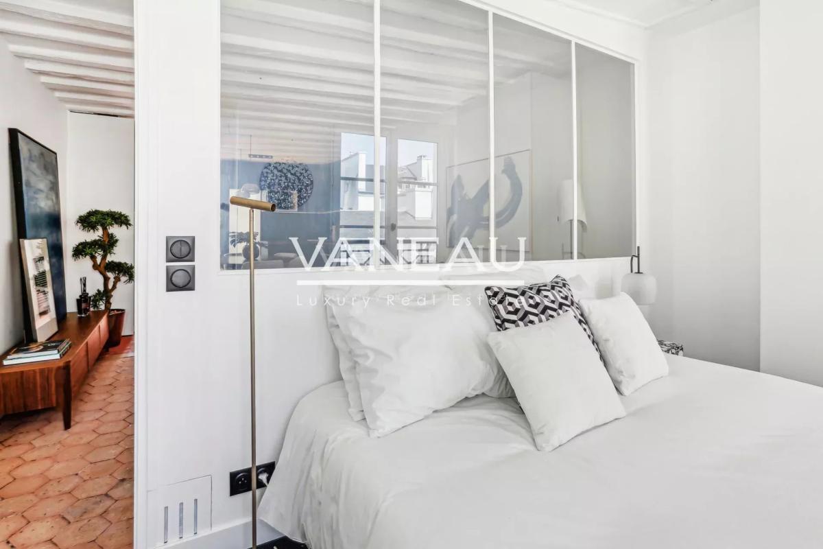 Paris IVe - Saint-Paul - Appartement de charme refait à neuf