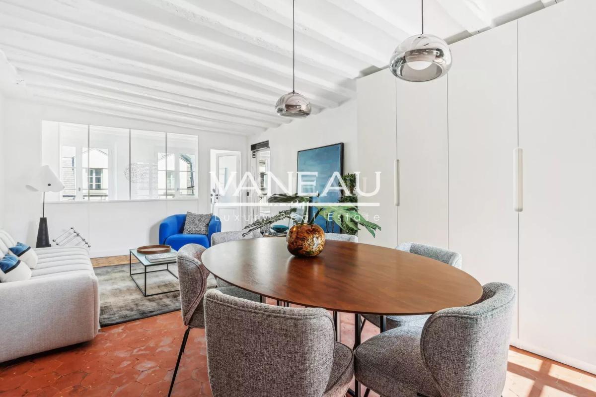 Paris IVe - Saint-Paul - Appartement de charme refait à neuf