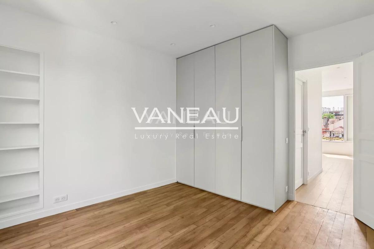 Vanves - Limite Issy-les-Moulineaux - Lycée Michelet