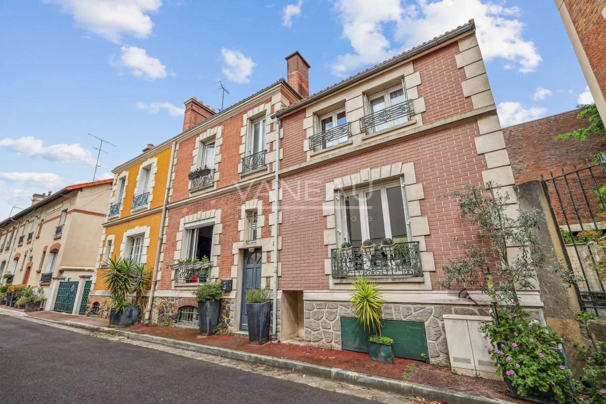 Villa privée, maison familiale avec extérieur