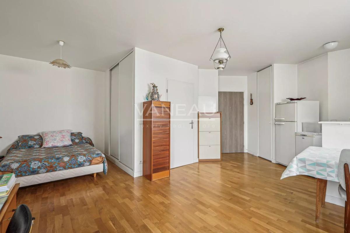 Exclusivité, grand studio 34.27 m²