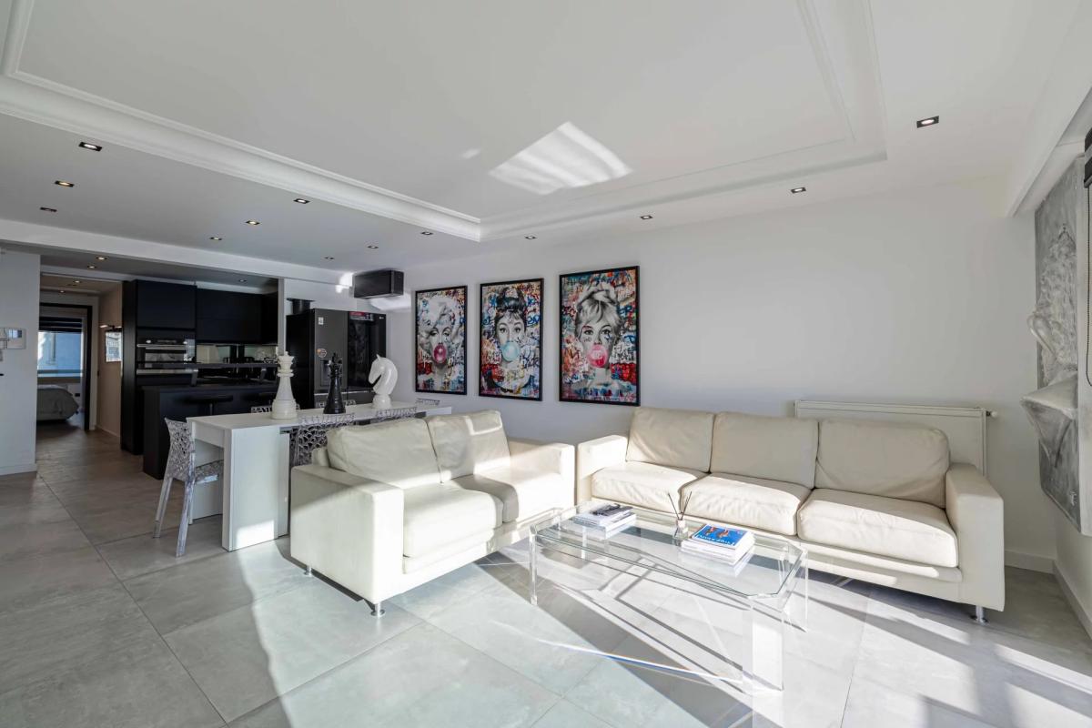 Cannes Croisette - Appartement vue mer à vendre