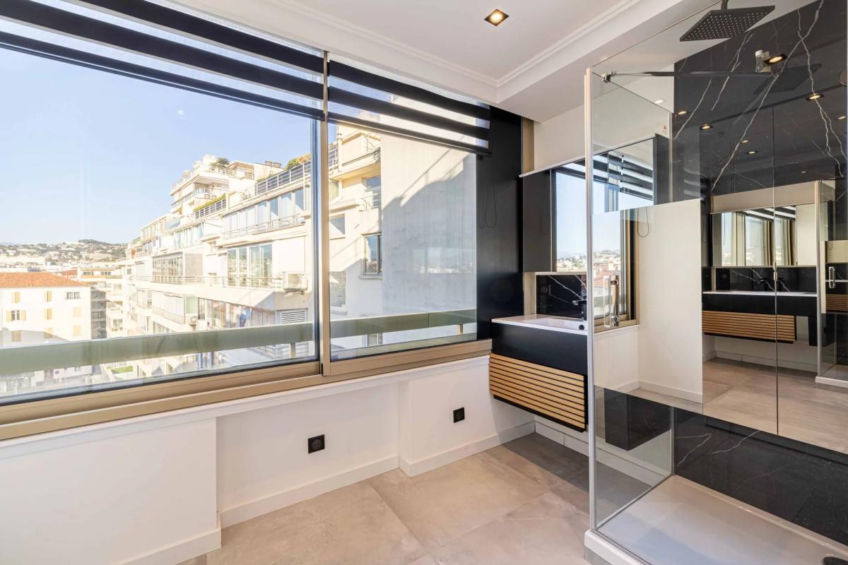 Cannes Croisette - Appartement vue mer à vendre