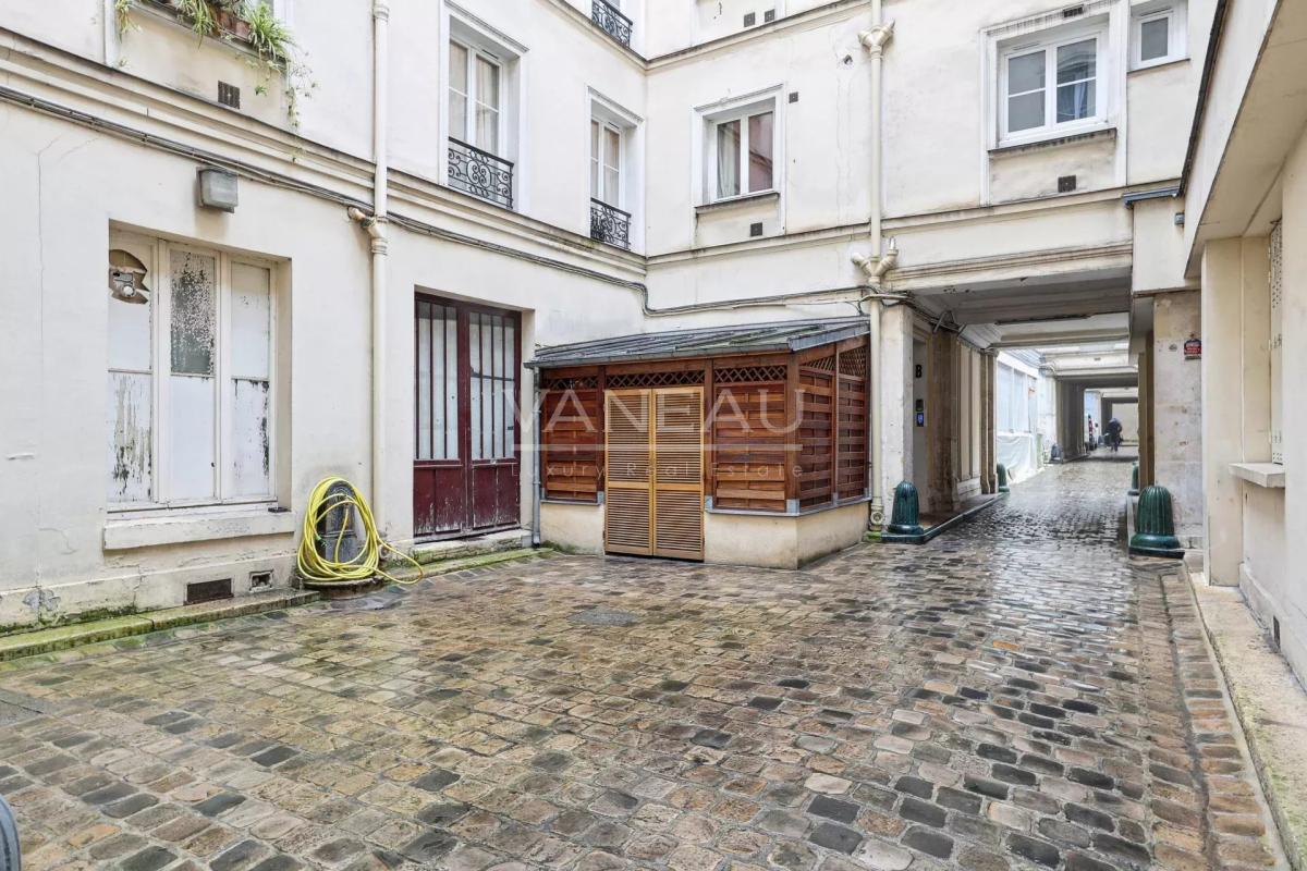 Paris Xème - Rue du faubourg Saint-Denis - Charmant trois pièces