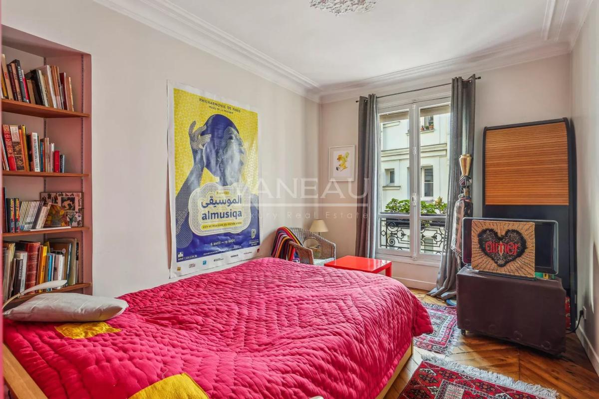 Paris Xème - Charmant deux pièces - Pied à terre idéal -