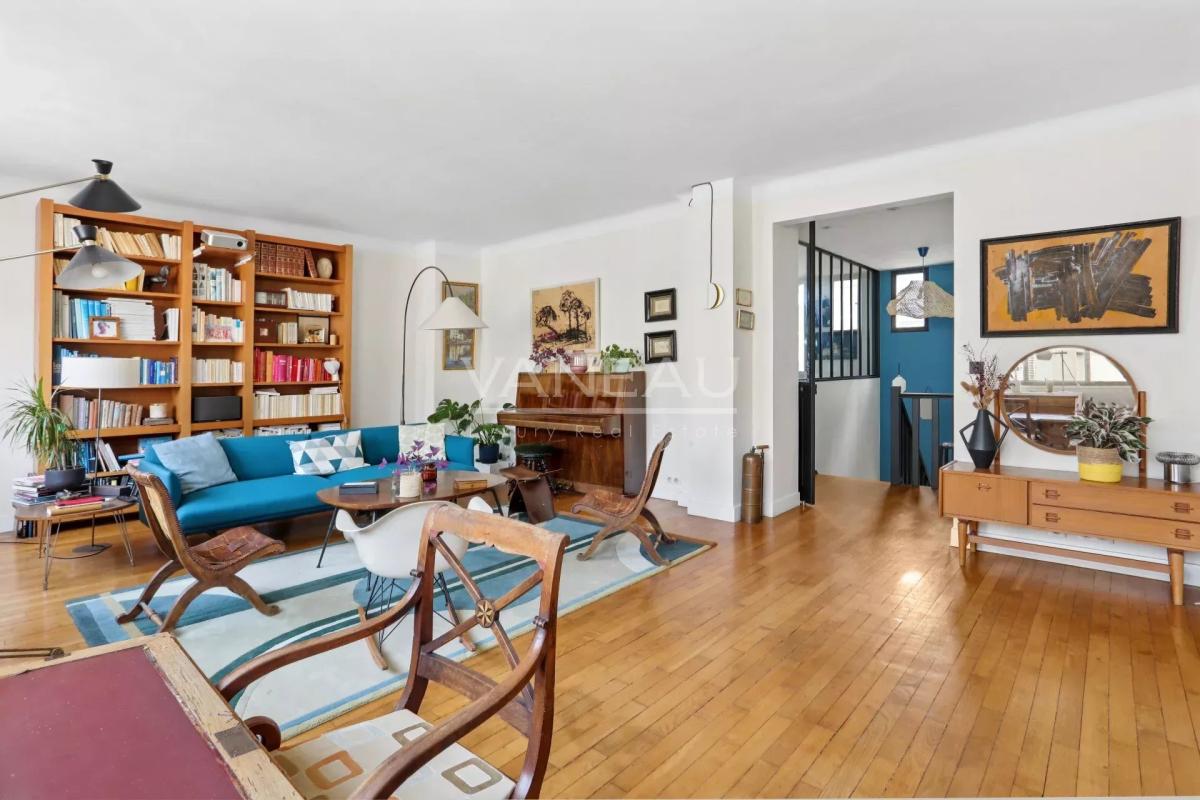 Paris XVIIIème - Grandes Carrières - Bel appartement de sept piè