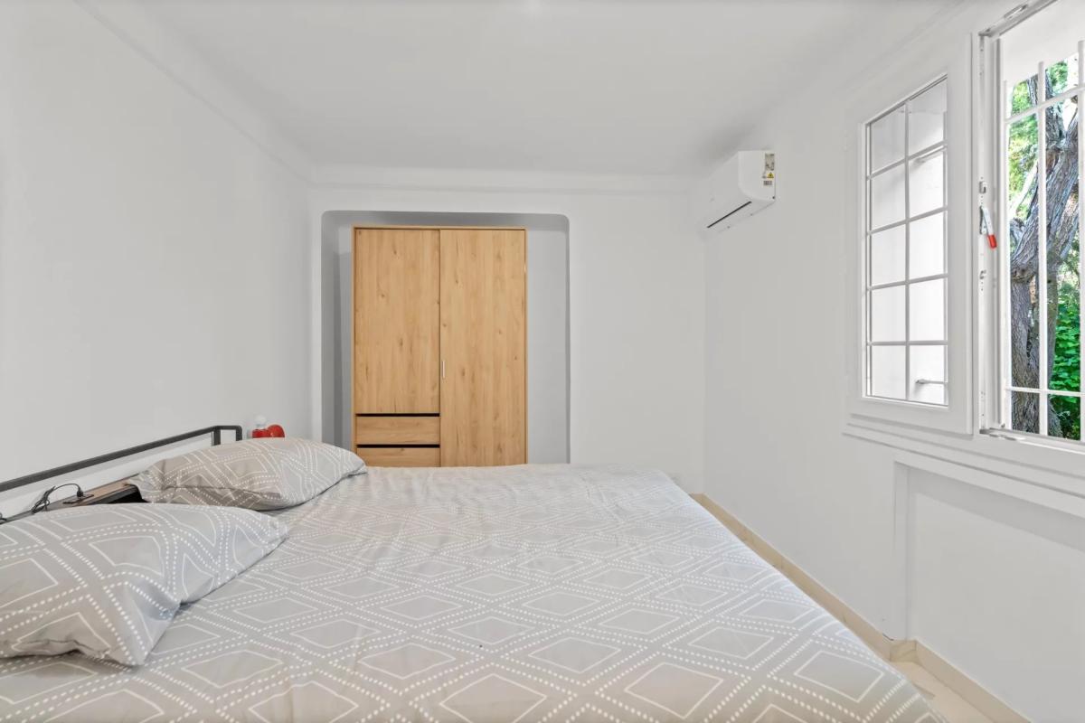 Mougins - Villa entièrement rénovée avec Tennis à vendre
