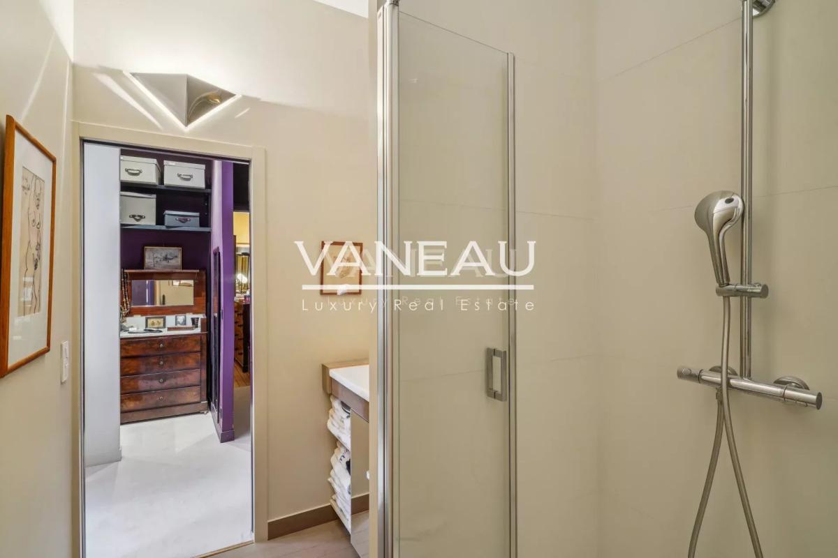 Appartement haussmannien d’exception – Square de la Tour Maubour